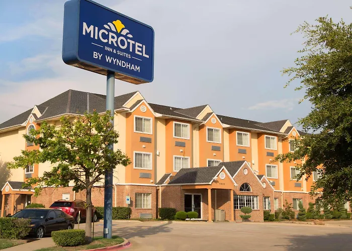 Microtel Inn & Suites By Wyndham Garland/Dallas